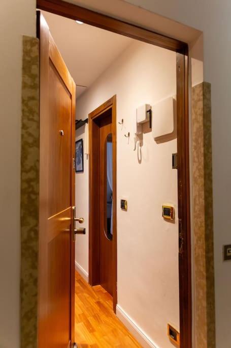 Porta Nuova Moscova: Cozy Apartment Near Duomo! Milão Exterior foto